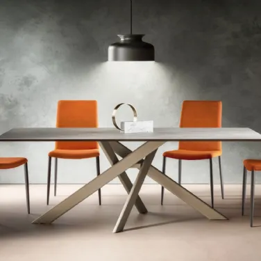 Tavolo rettangolare con top in melaminico effetto cemento e base in acciaio Hut di  Ambiance Italia