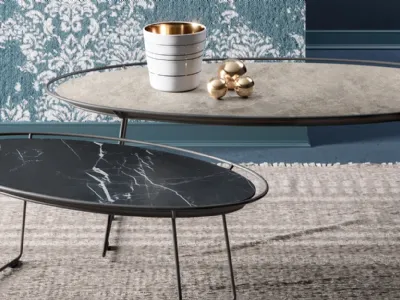 Tavolino ovale con piano in ceramica e struttura in acciaio Spasso TA3 di Ambiance Italia