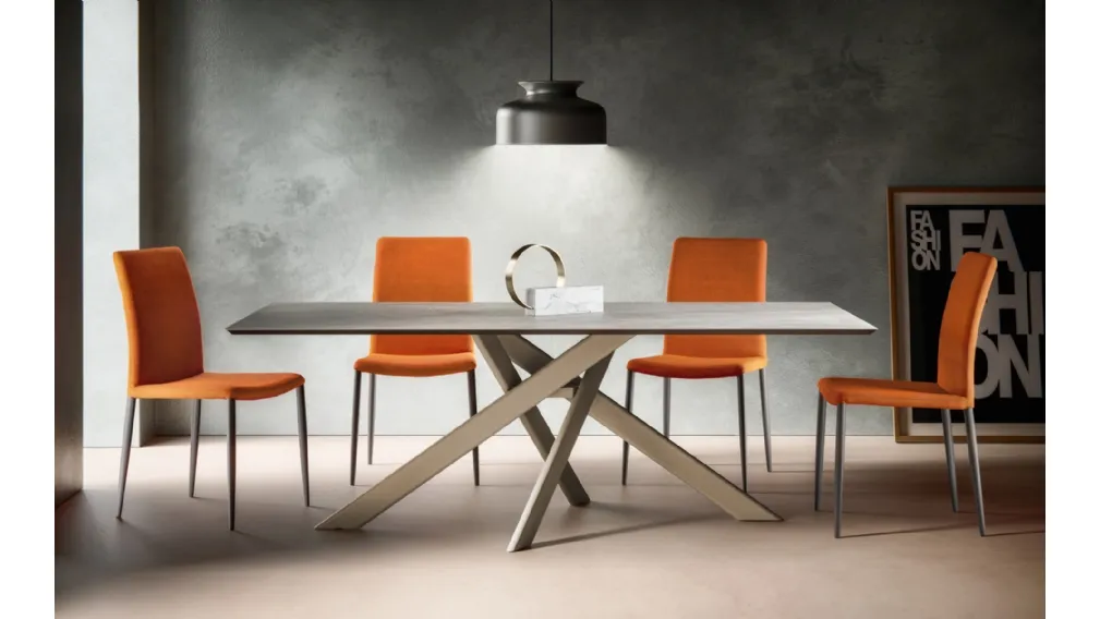 Tavolo rettangolare con top in melaminico effetto cemento e base in acciaio Hut di  Ambiance Italia